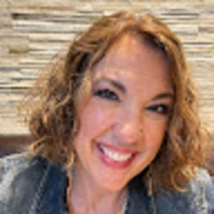 Meet your Posher, Bobbi